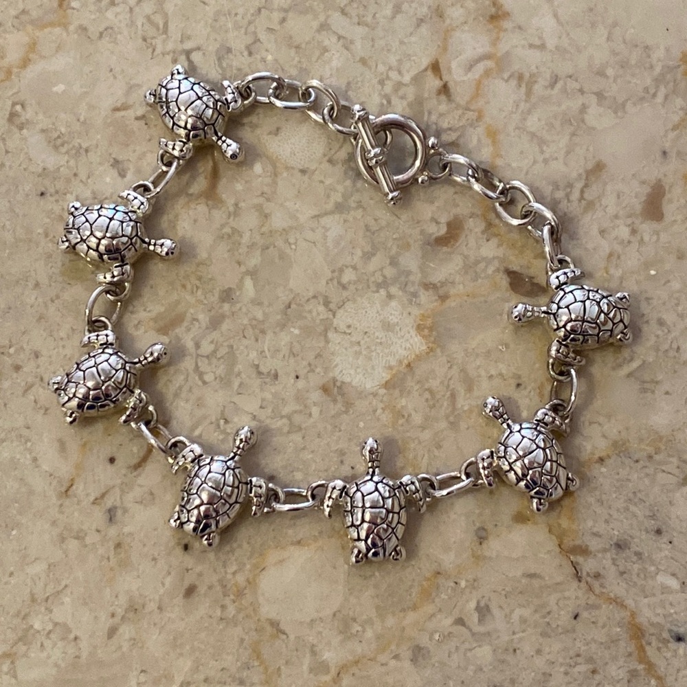 Turtle bracelet 🐢